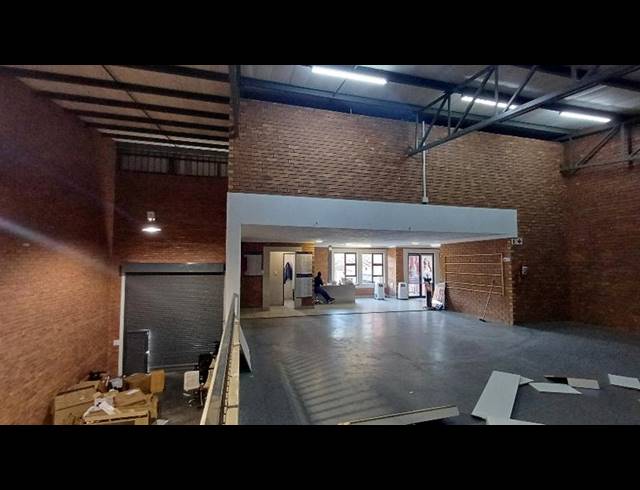 INDUSTRIAL PROPERTY TO RENT IN HENNOPSPARK